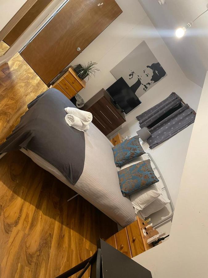 Sw16 Norbury Guesthouse Лондон Экстерьер фото